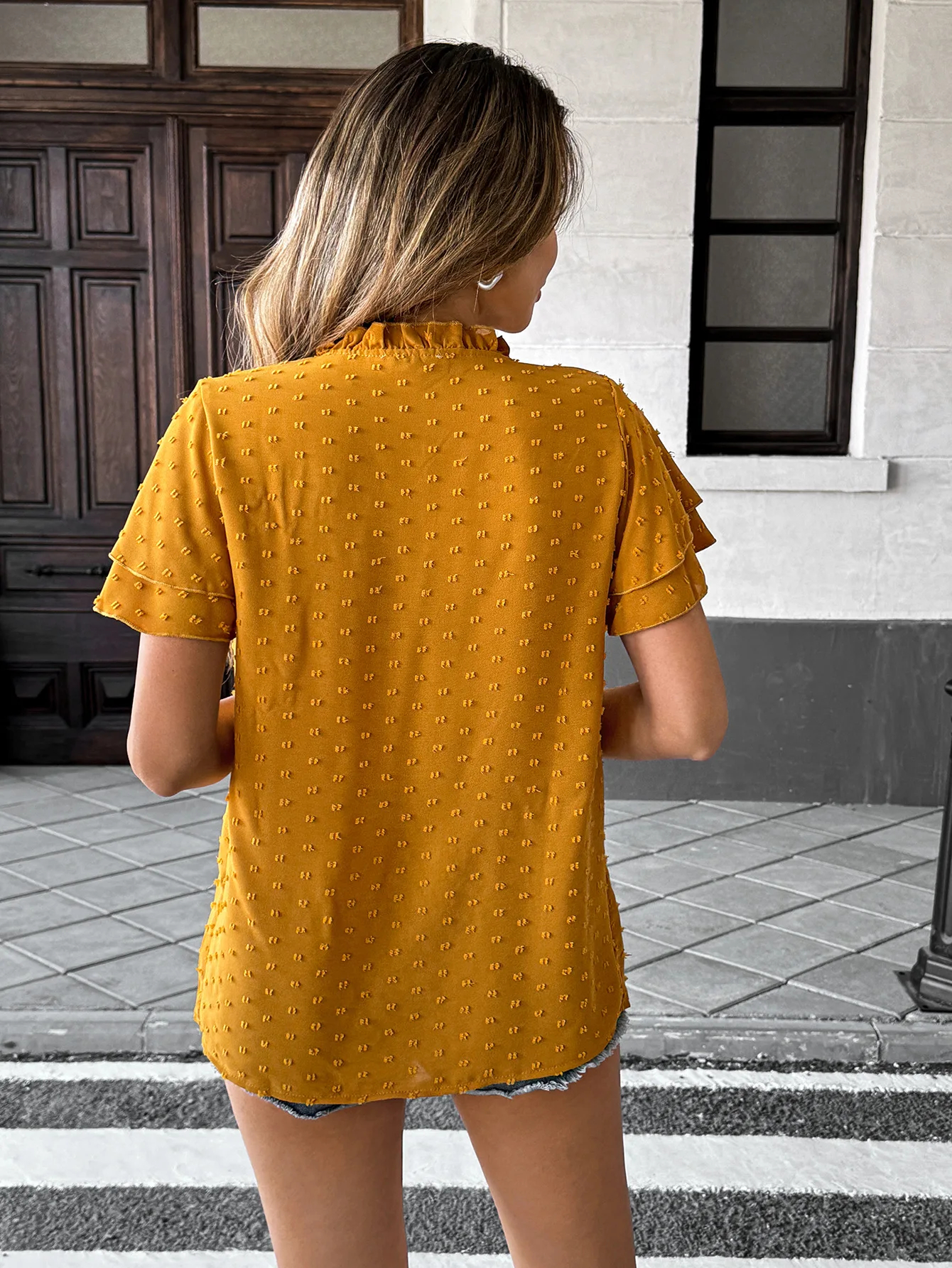 Blusa donna con ricami e volant – stile boho chic