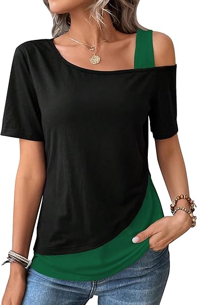T-shirt Chic con Colletto Asimmetrico